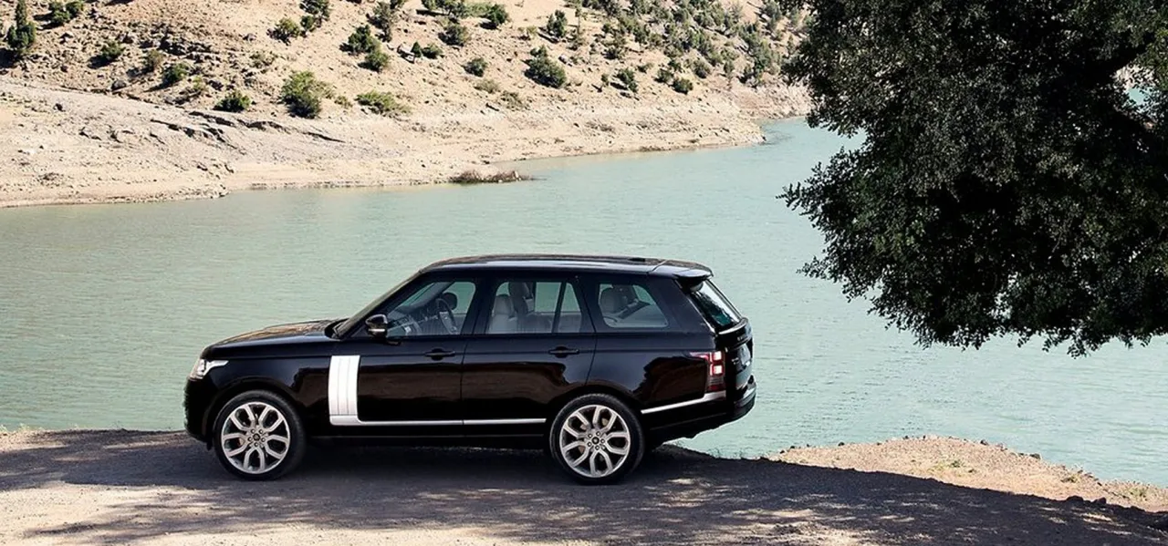 Range Rover Vogue Autobiography 