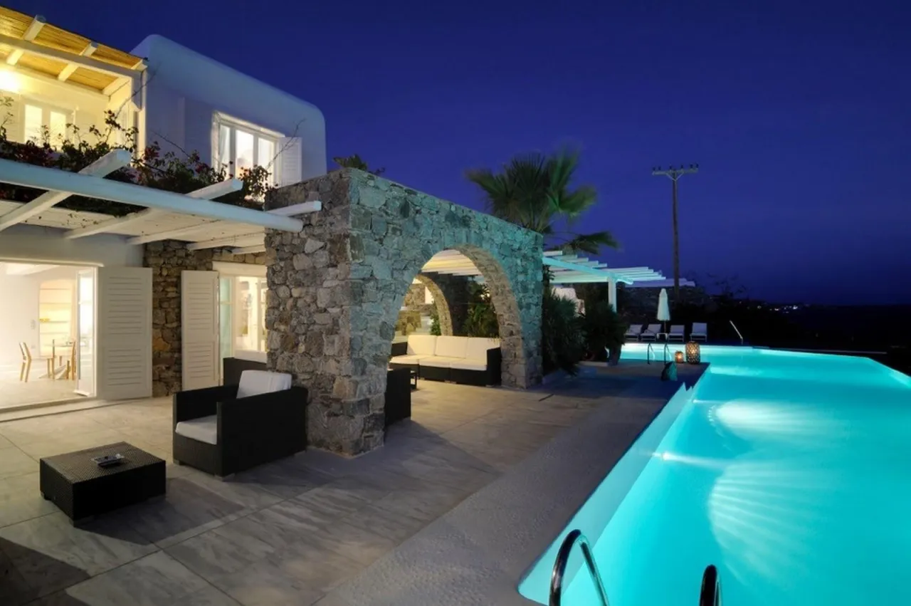 Main photo of Villa Naira