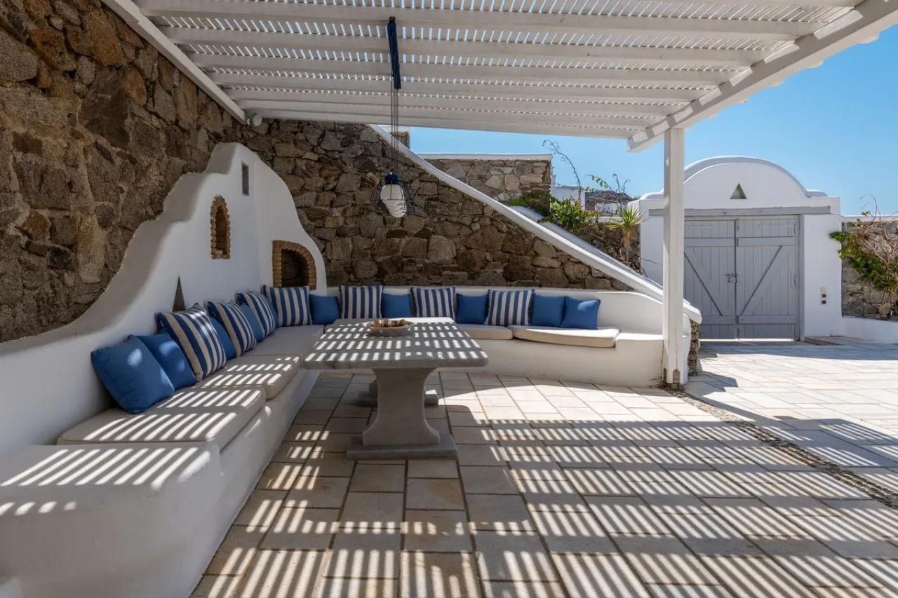 Villa Hartnett - Photo 1