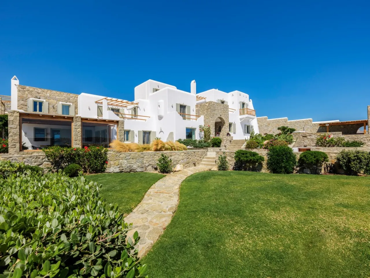 Villa Devgan - Photo 2