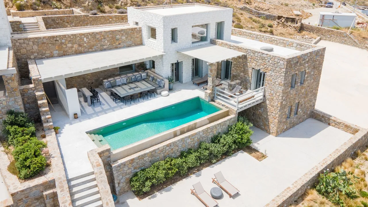 Villa Sheen - Photo 1