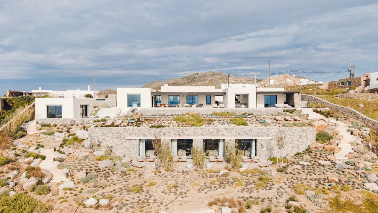 Villa Brown - Photo 1