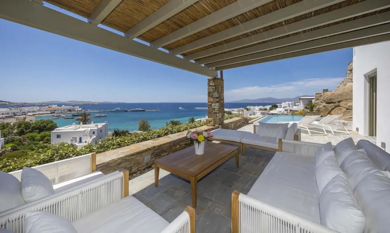 Villa Norah - Photo 1