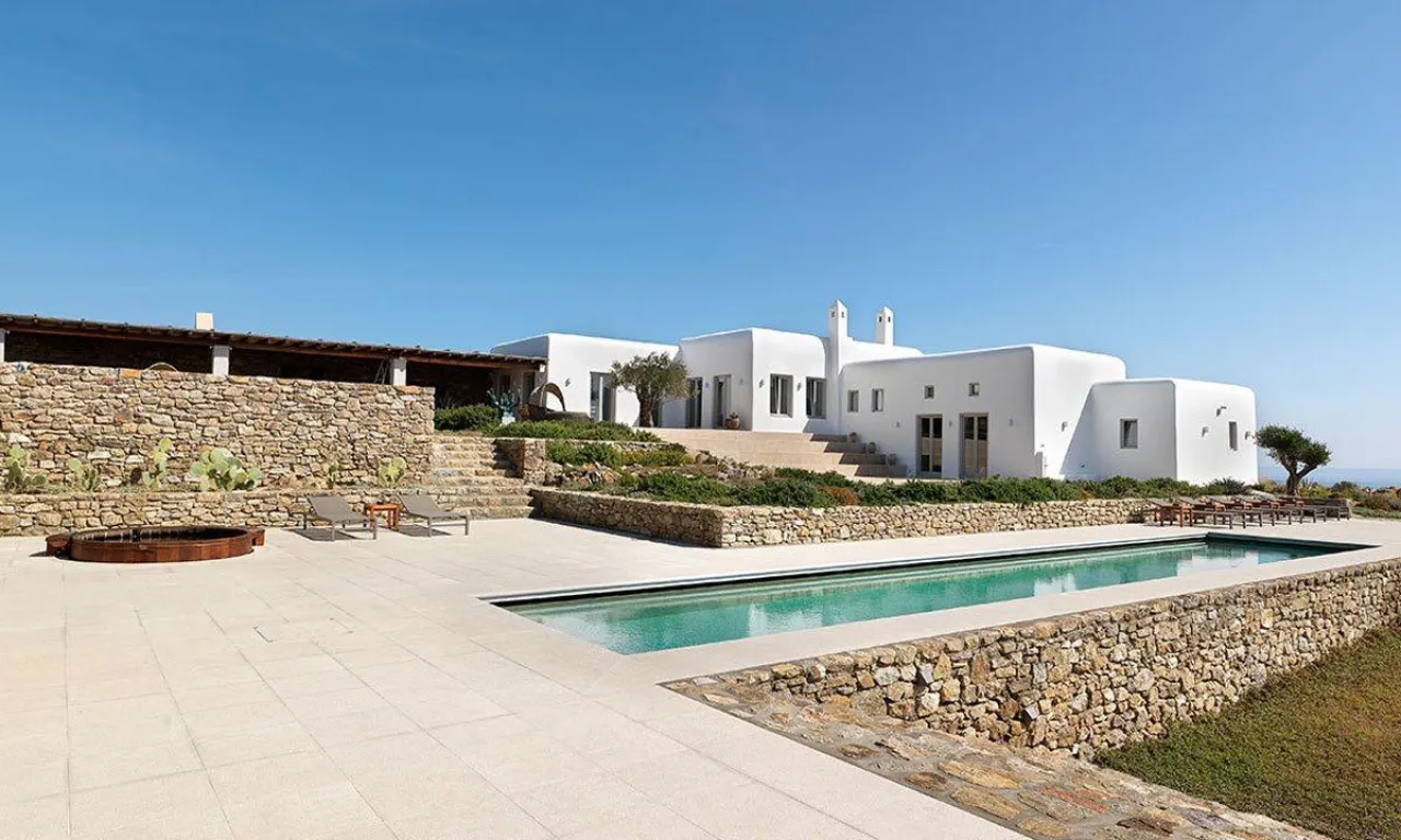 Villa Raisa - Photo 1