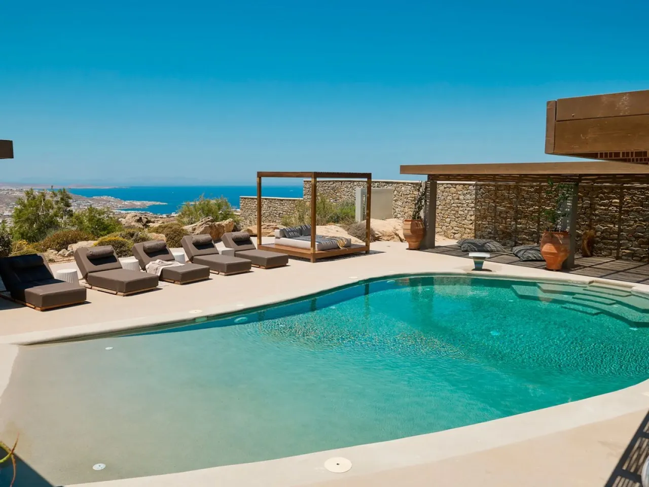 Villa Saldana - Photo 1