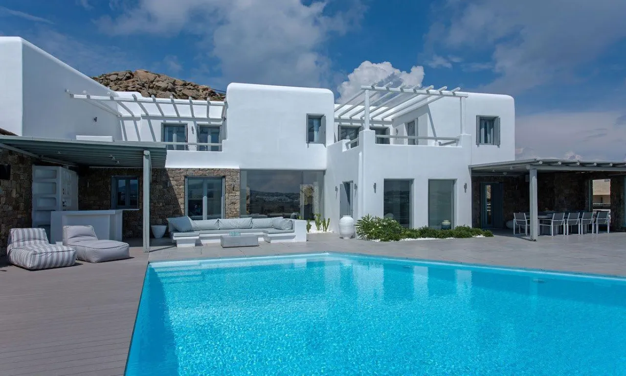 Villa Kyra - Photo 1