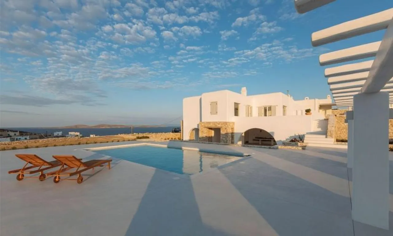 Villa Demi - Photo 2