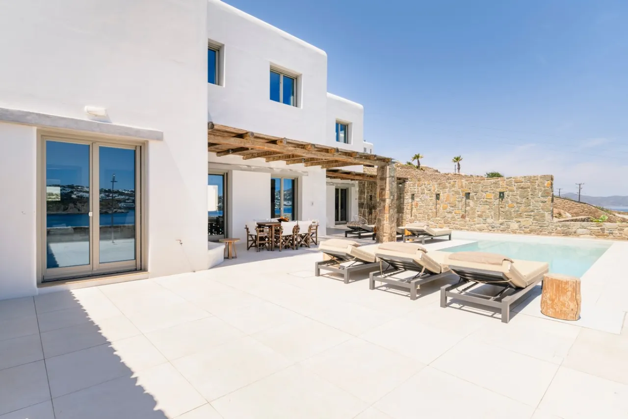 Villa Griffin - Photo 1