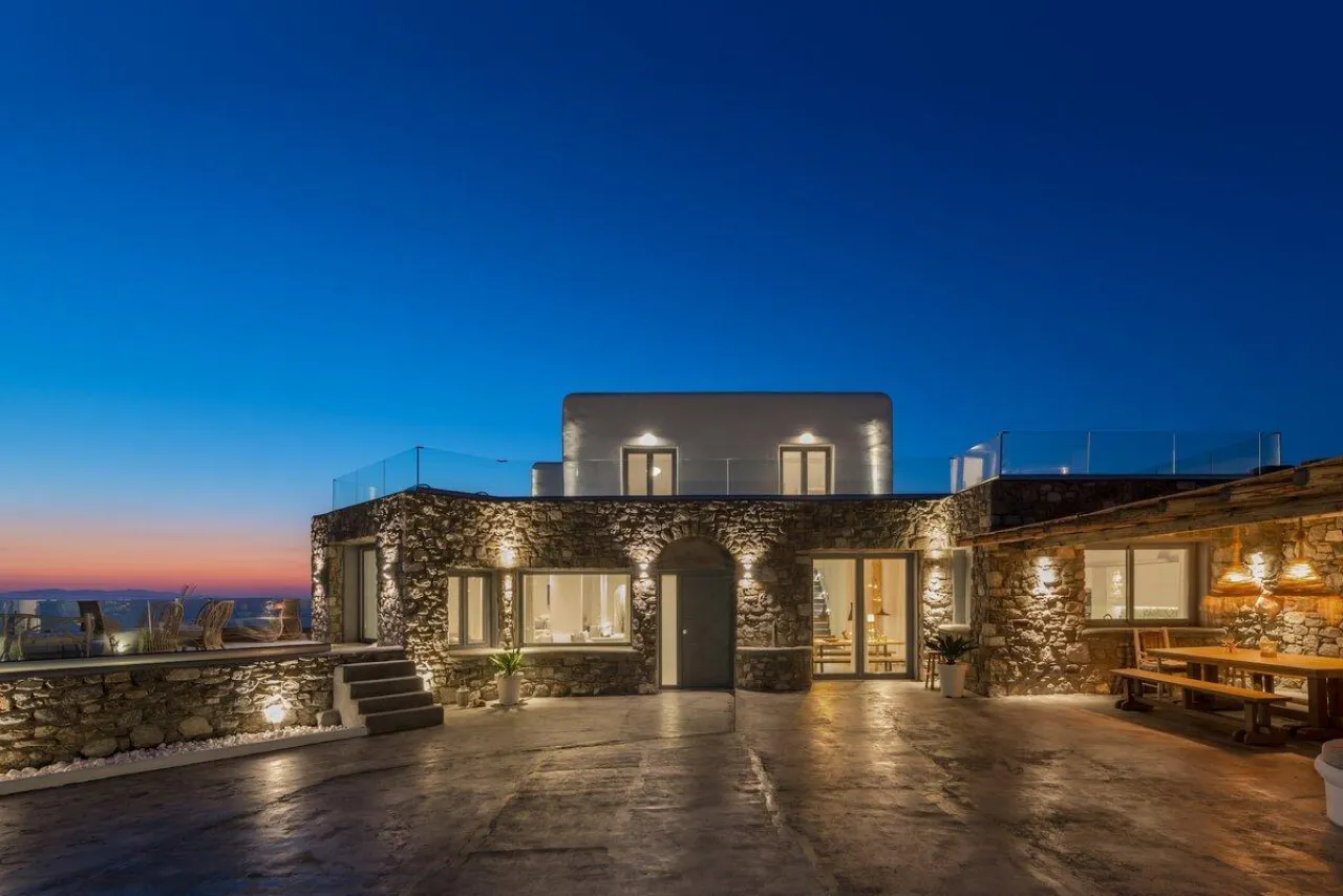 Villa Matheo II - Photo 1