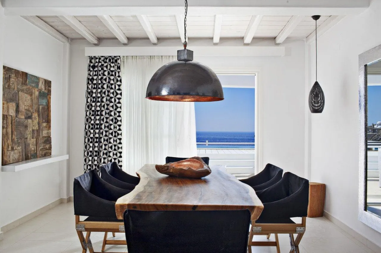 Villa Leona - Photo 1