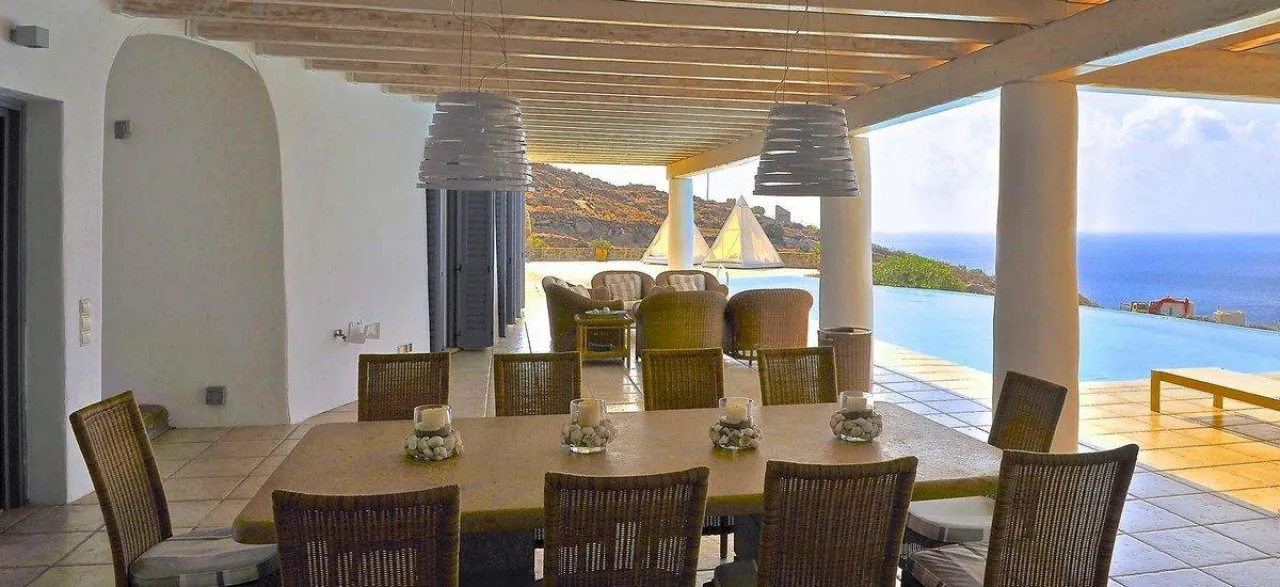 Villa Jenna - Photo 1