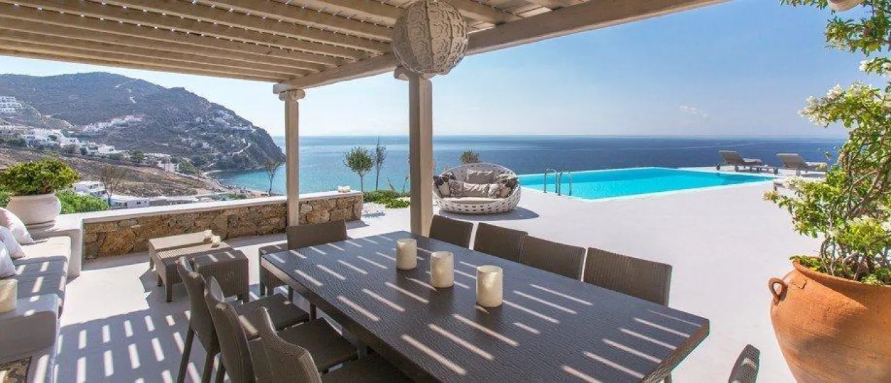 Villa Leandro - Photo 1