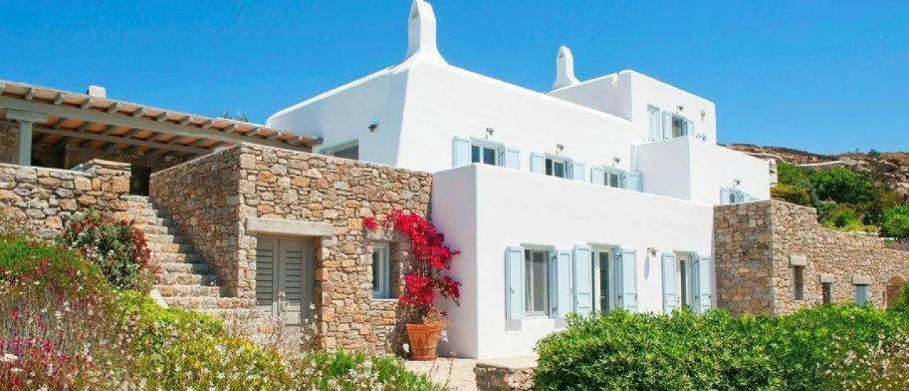 Grand House Villa - Photo 1