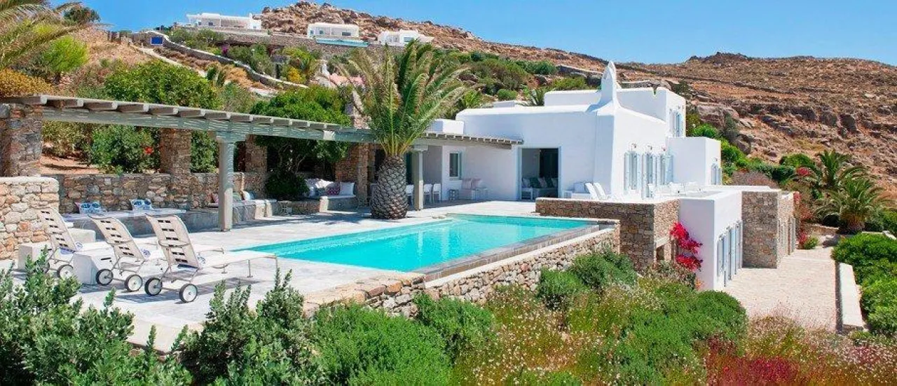 Grand House Villa - Photo 2