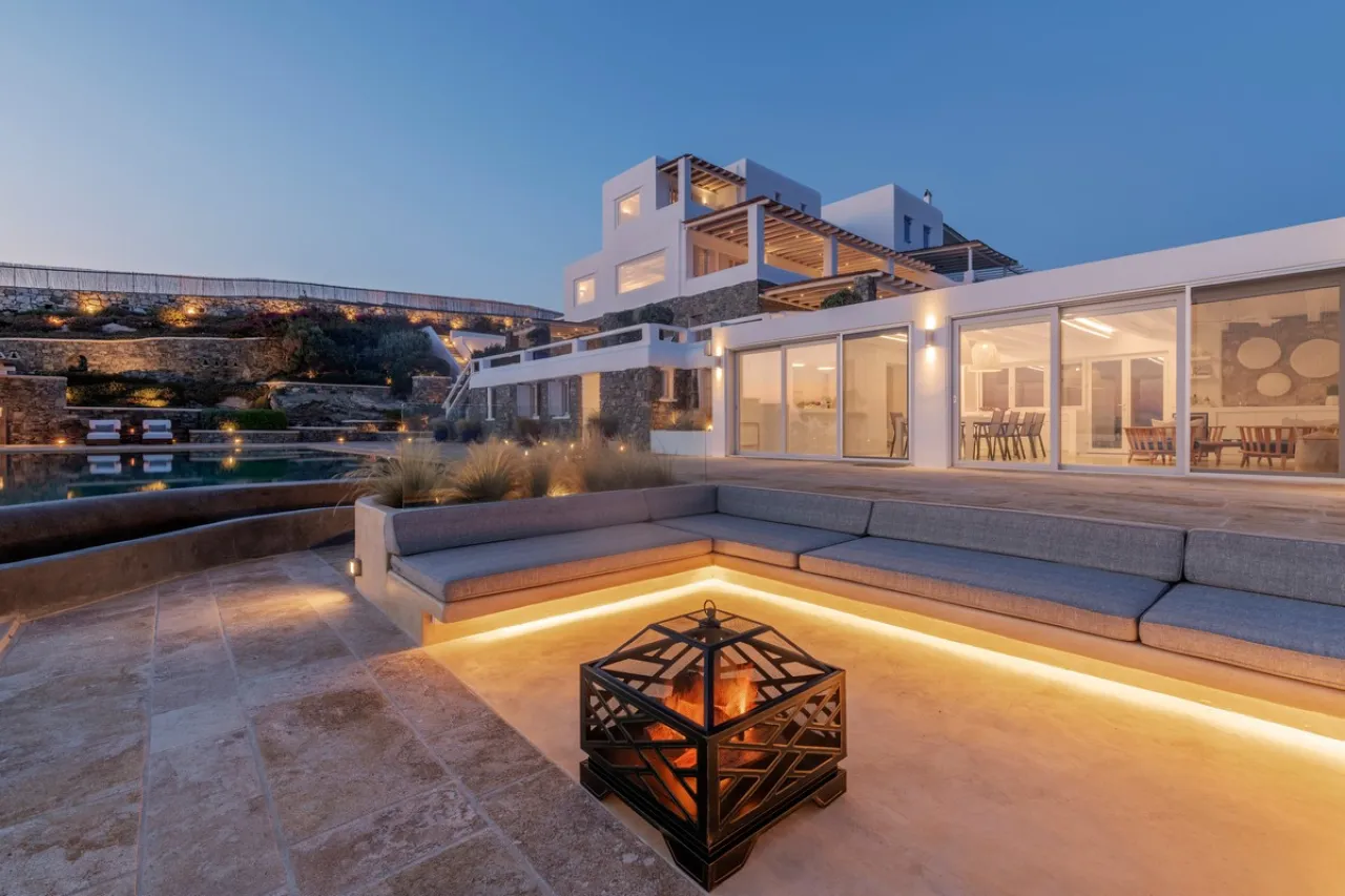 Main photo of Villa Nighy