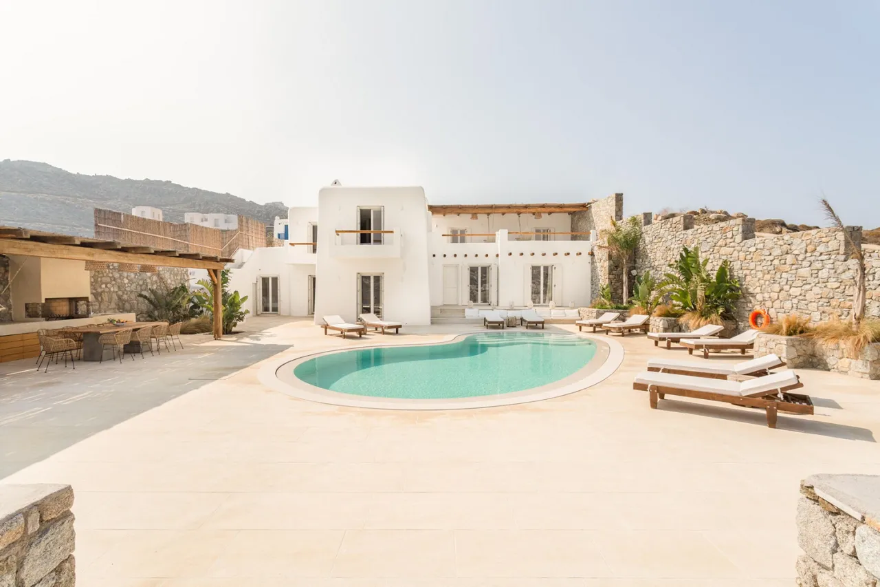 Villa Harrelson - Photo 1