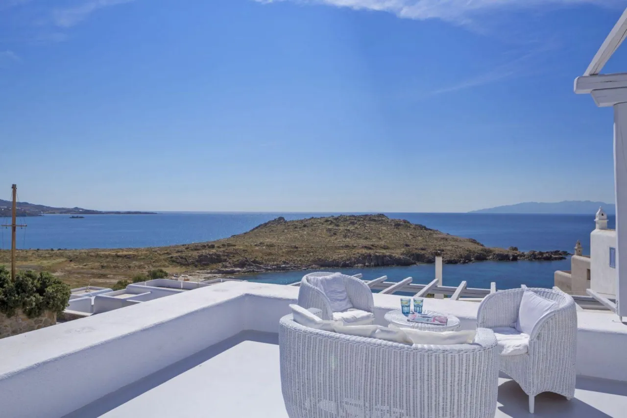 Villa Whitaker - Photo 1