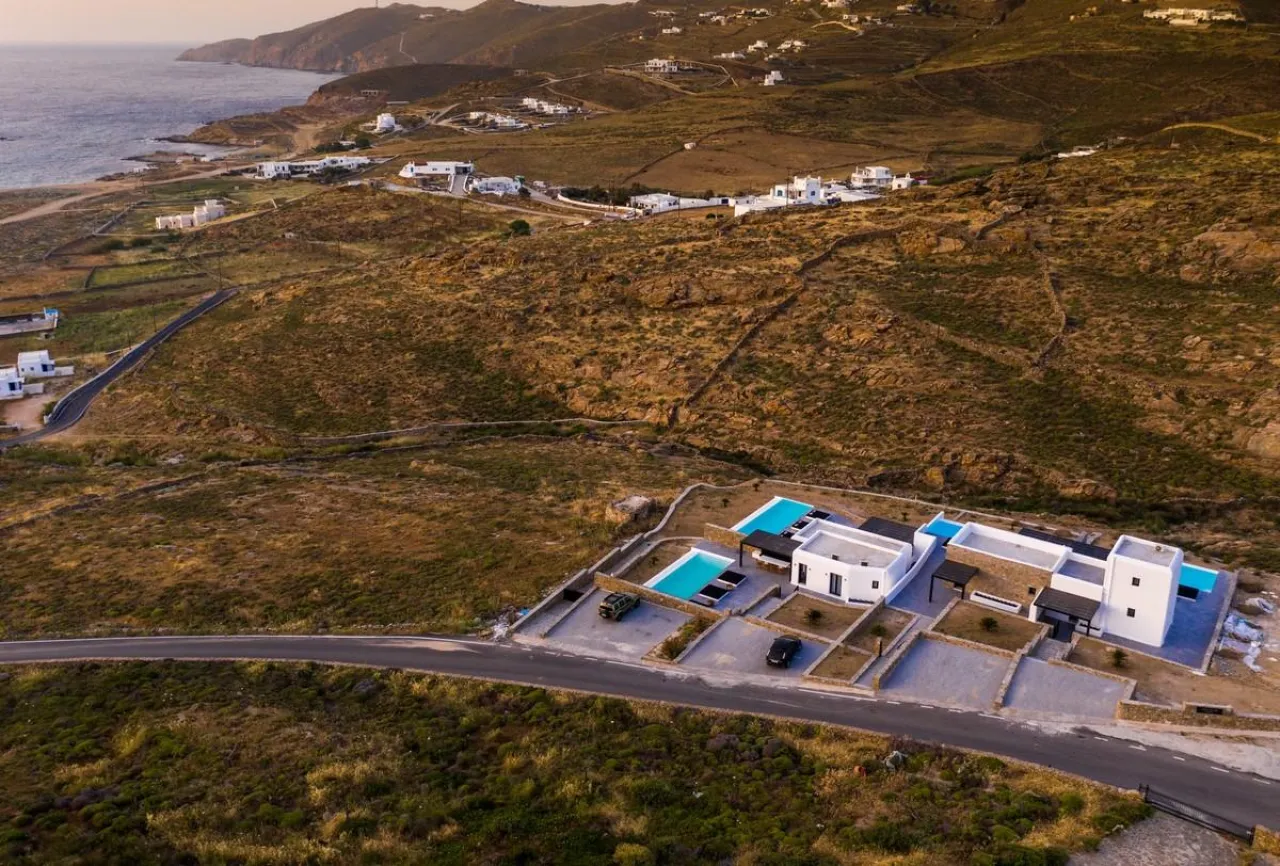 Villa Debra - Photo 1