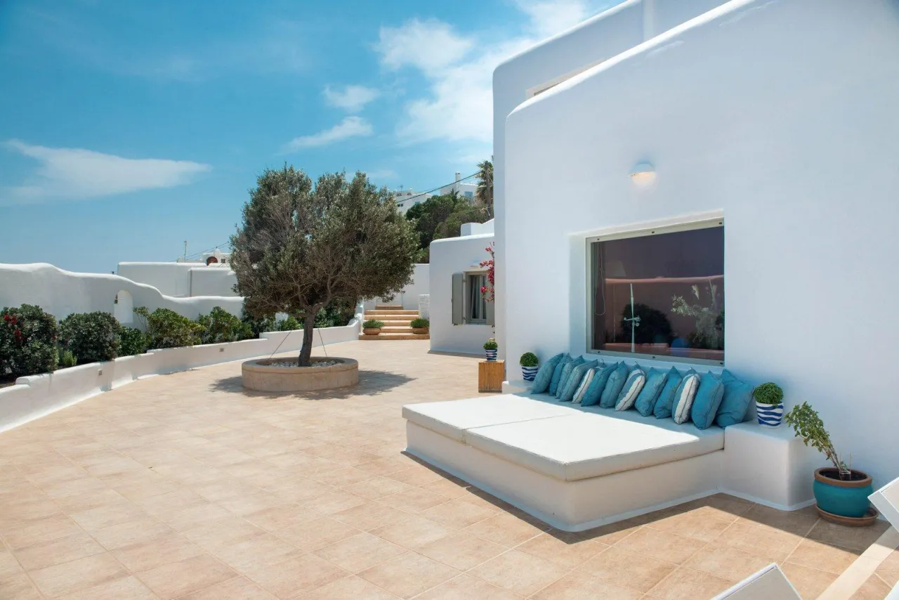 Villa Rolea - Photo 1