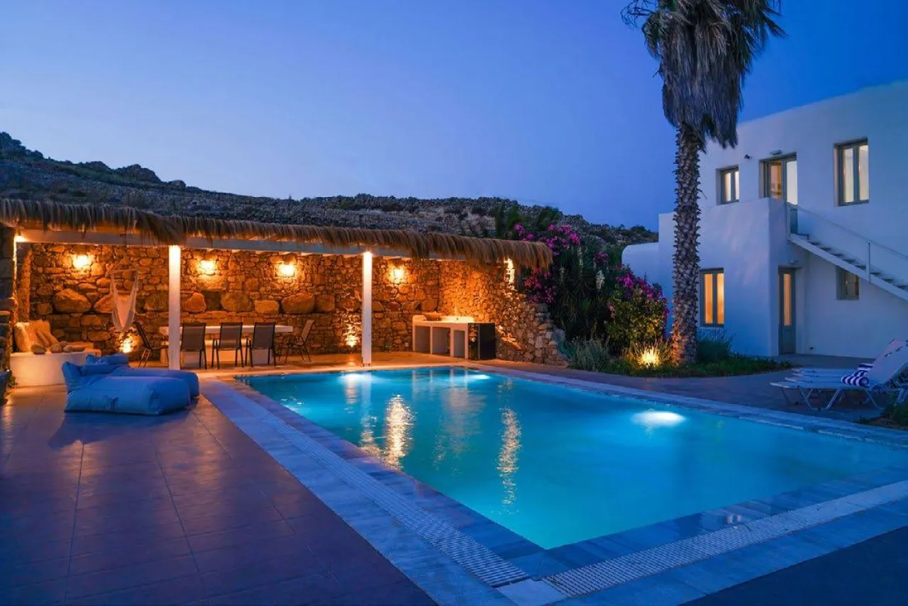 Villa Umabel - Photo 2