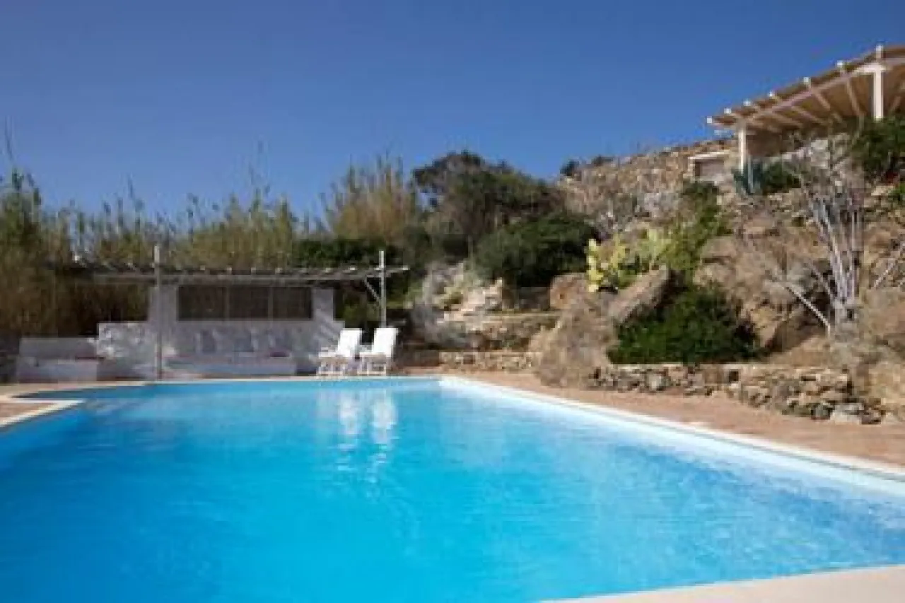 Villa Cleo - Photo 1