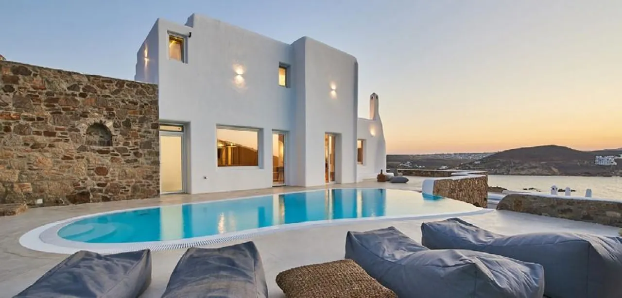 Main photo of Villa Artisan