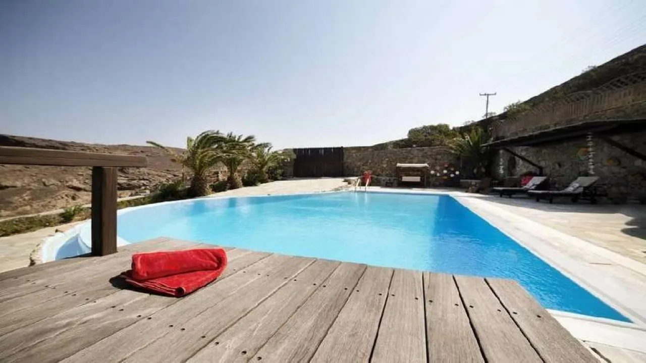 Villa Hackett - Photo 1