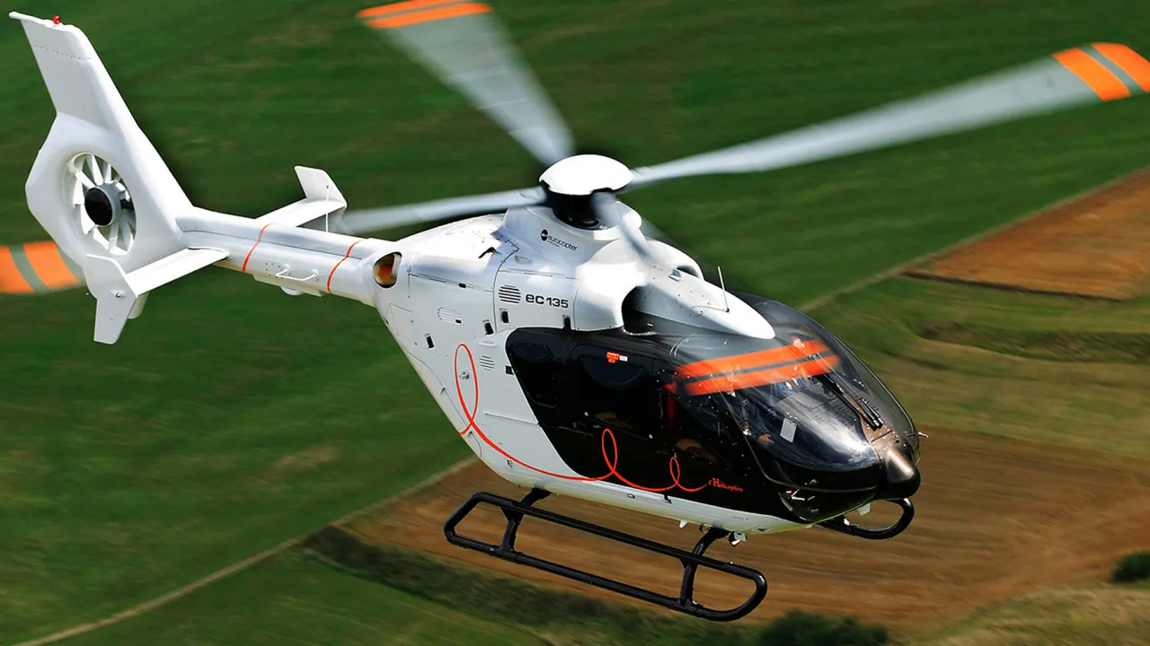 Eurocopter EC-135  - Photo 2