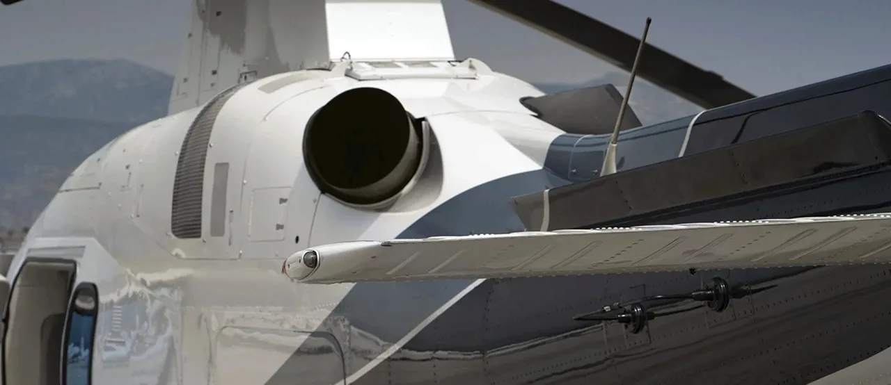 Agusta 109E Power Elite  - Photo 3