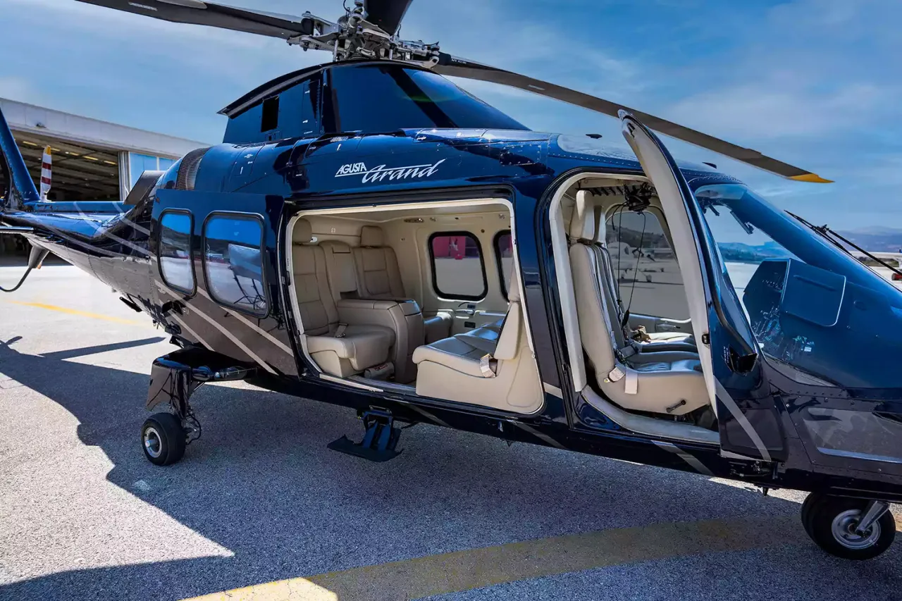 Agusta 109S Grand 