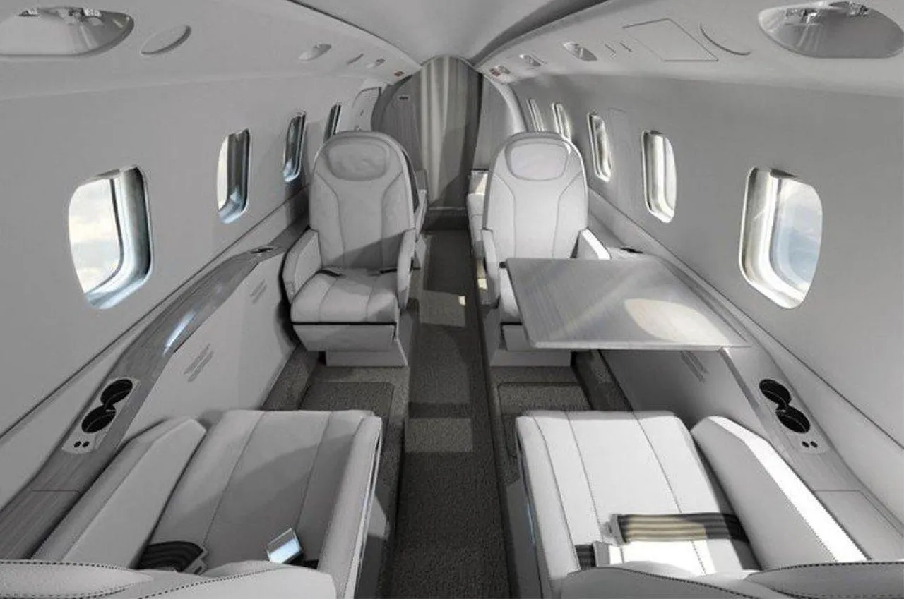 Piaggio Avanti Evo  - Photo 1