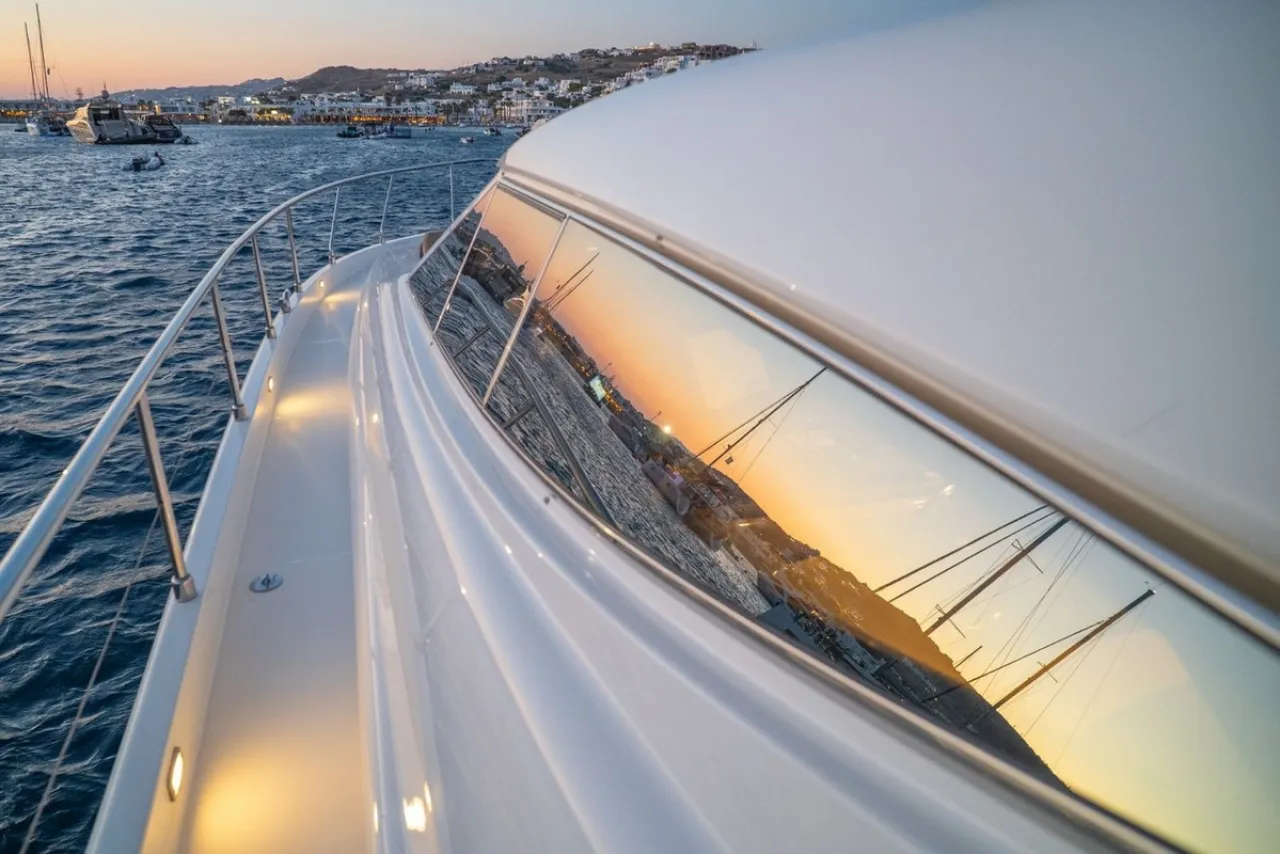 Ferretti Yacht 62 - Photo 2