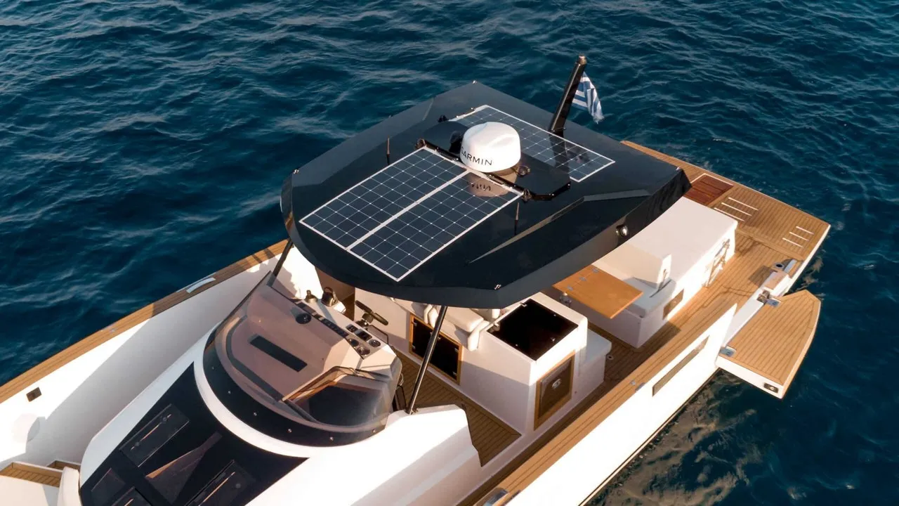 Tesoro 40 Inboard - Photo 4