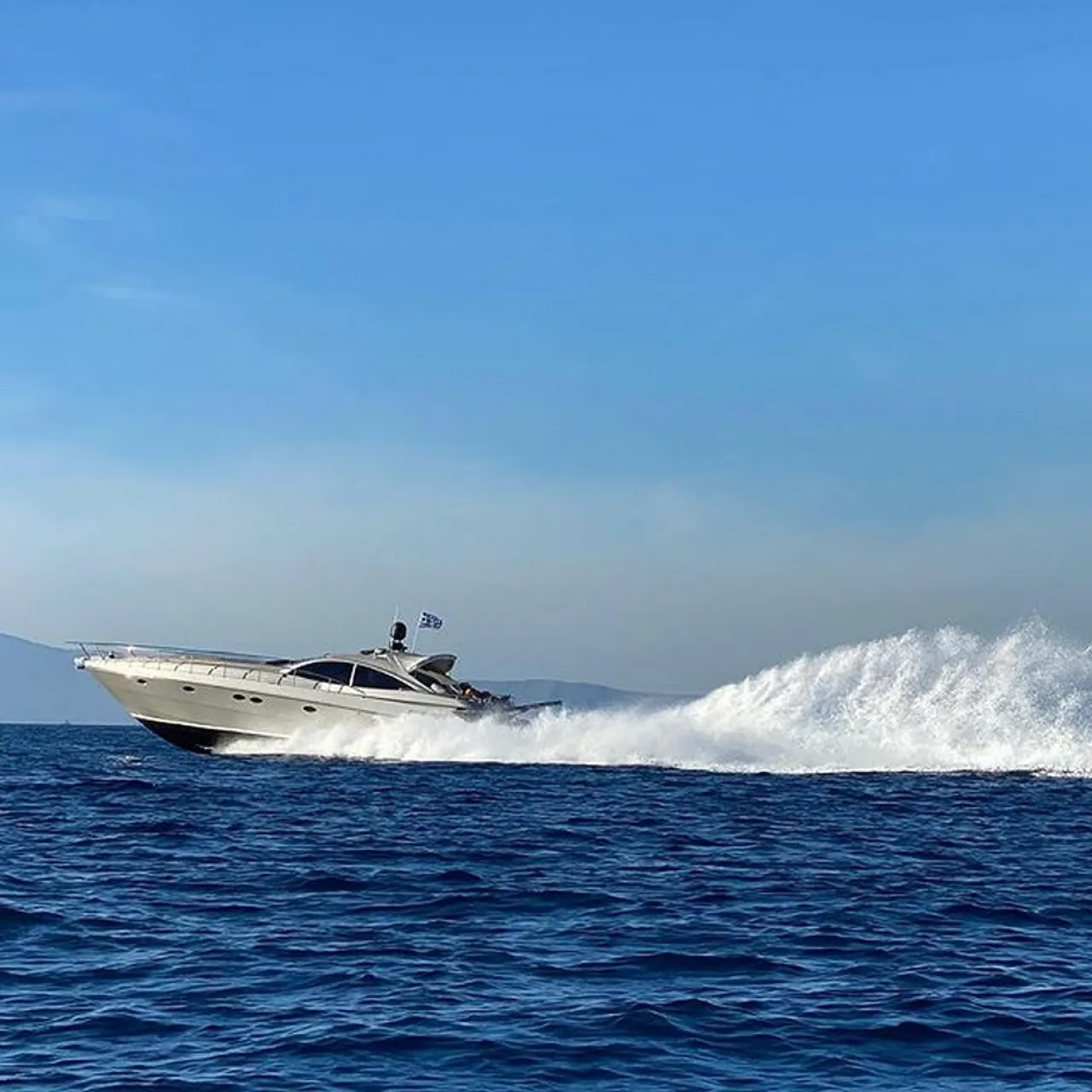 Yacht Pershing 54 - Photo 2