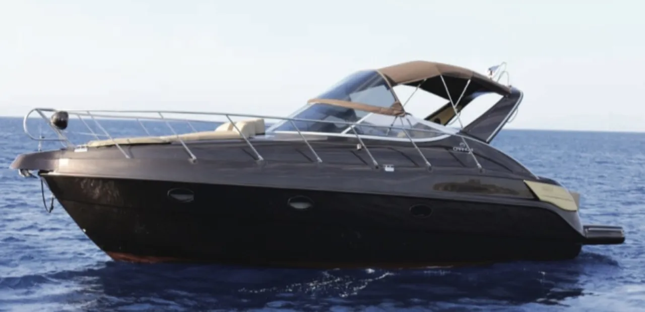 Cranchi Zaffiro 38  - Photo 1