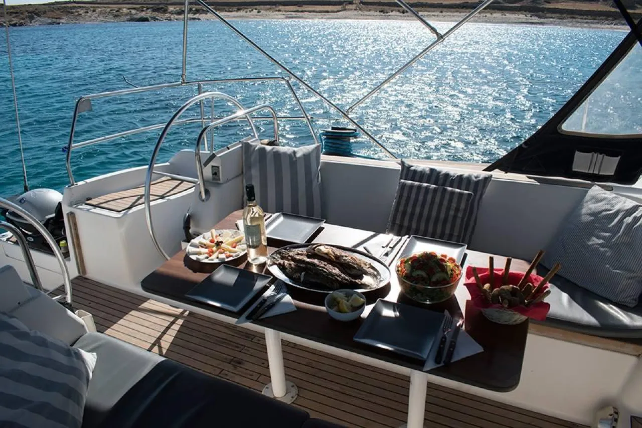 Atlantic 49  - Photo 2