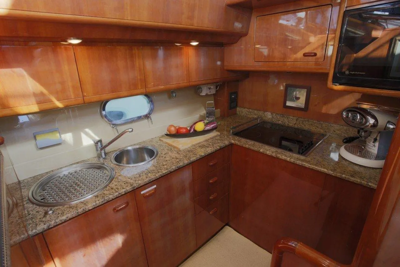 Ferretti 53  - Photo 1