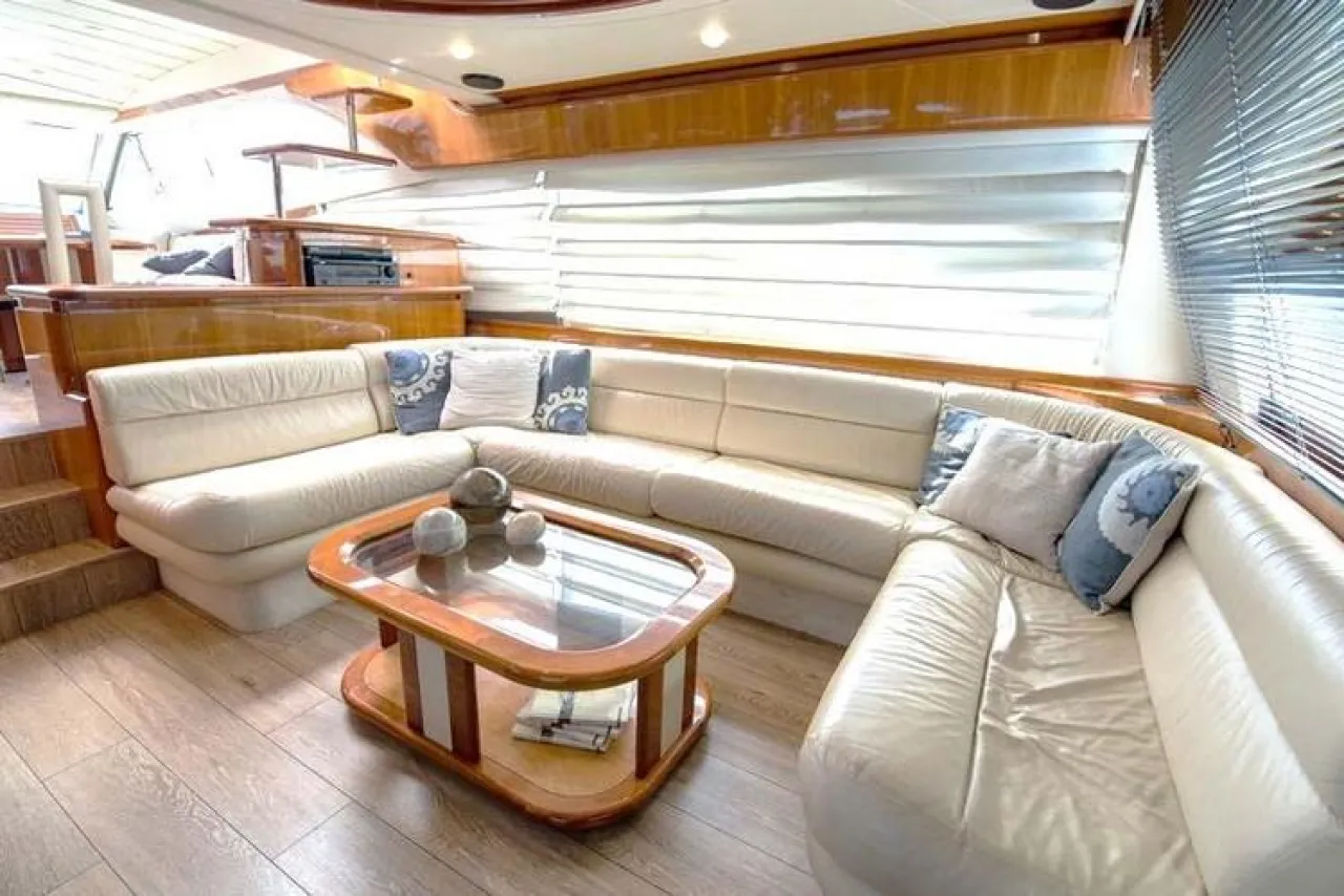 Ferretti 69  - Photo 3