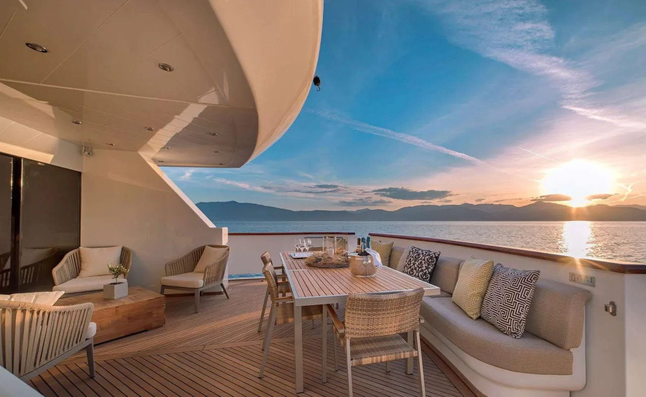 Direcktor 121  - Photo 3