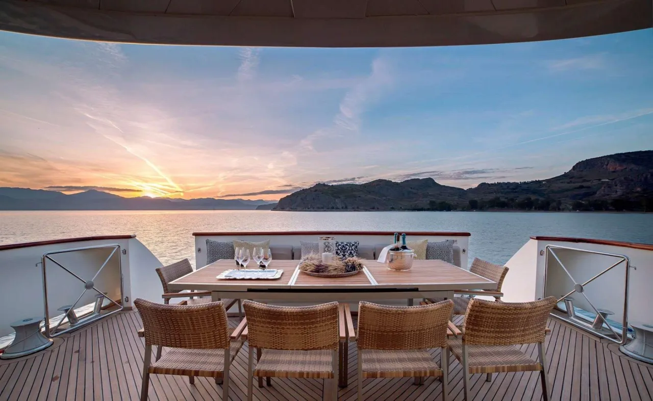 Direcktor 121  - Photo 4