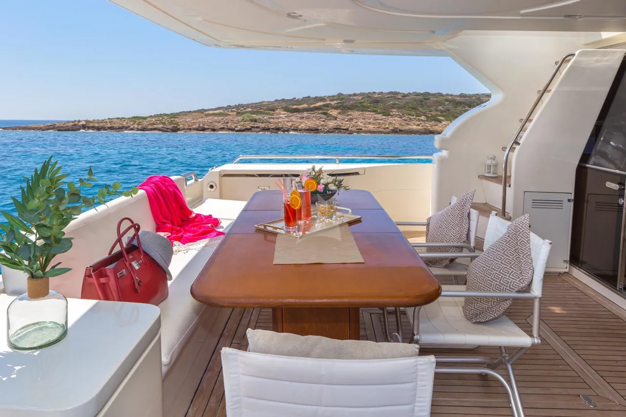 Ferretti 70 - Photo 4