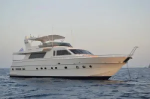 Main photo of Canados 76 