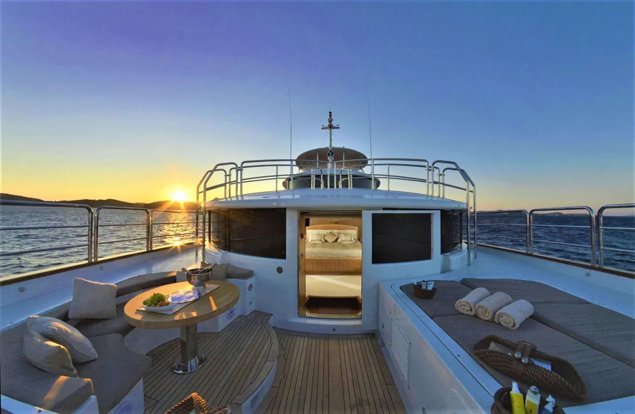 Benetti Vision 145 - Photo 2