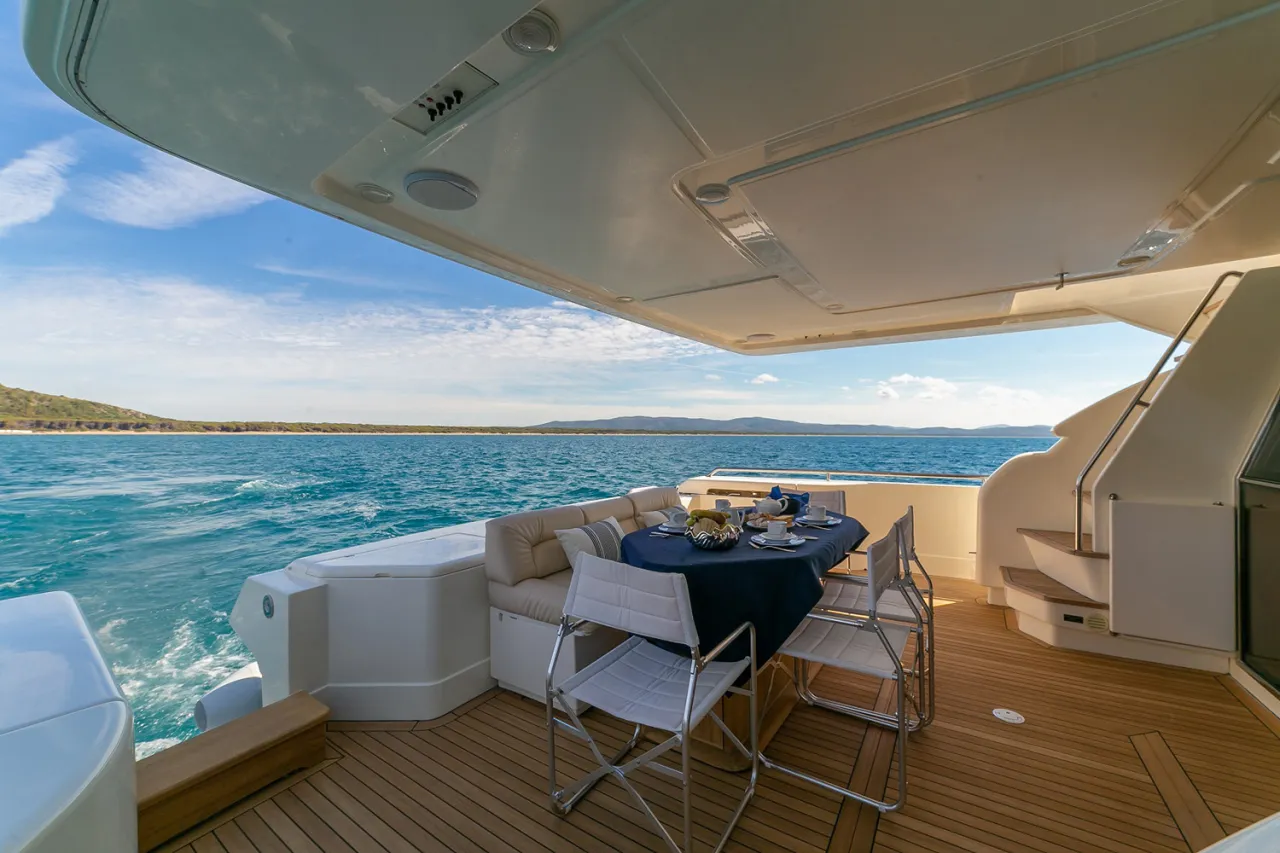 Ferretti 72 - Photo 2