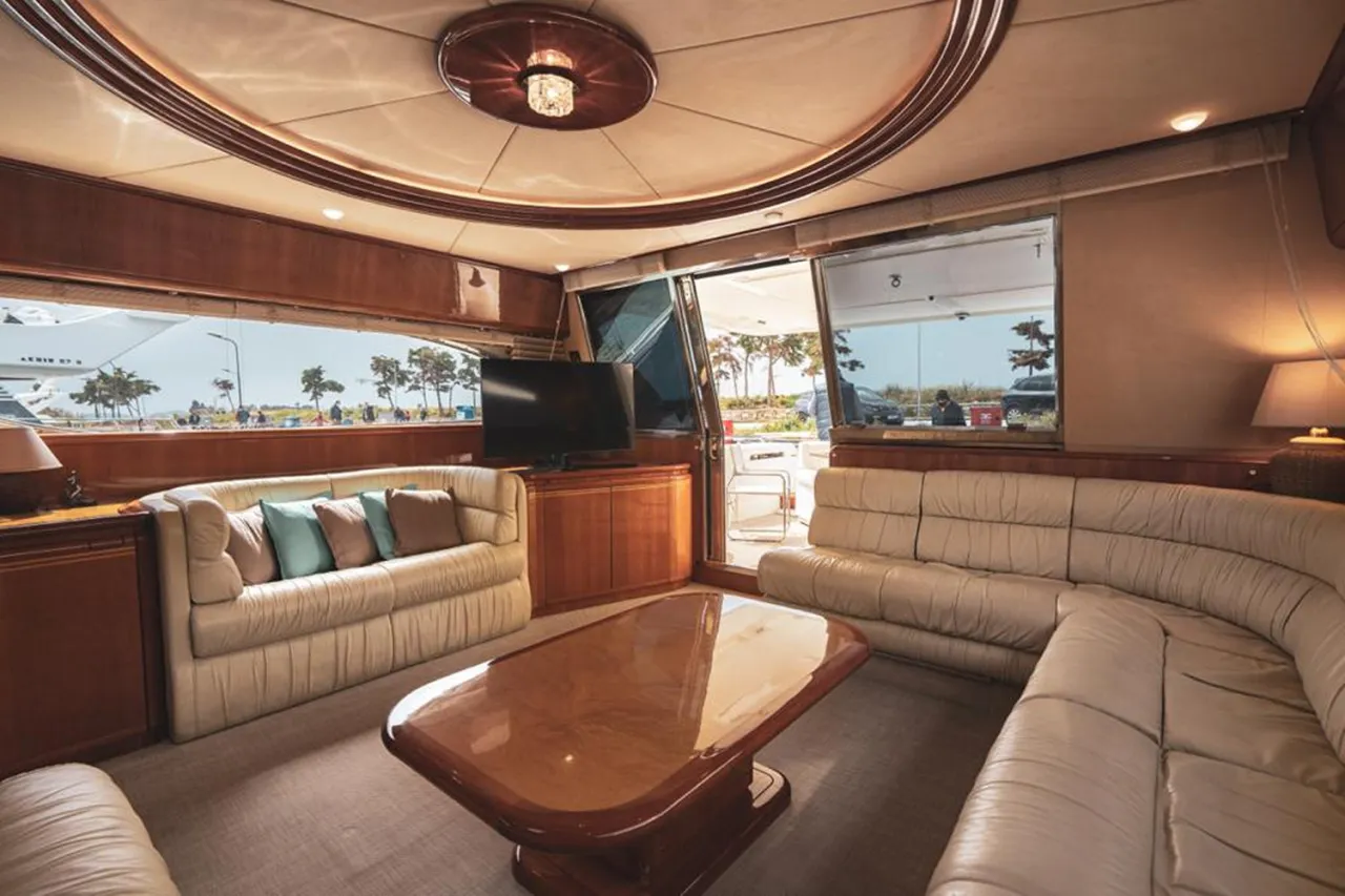 Ferretti 72 - Photo 3