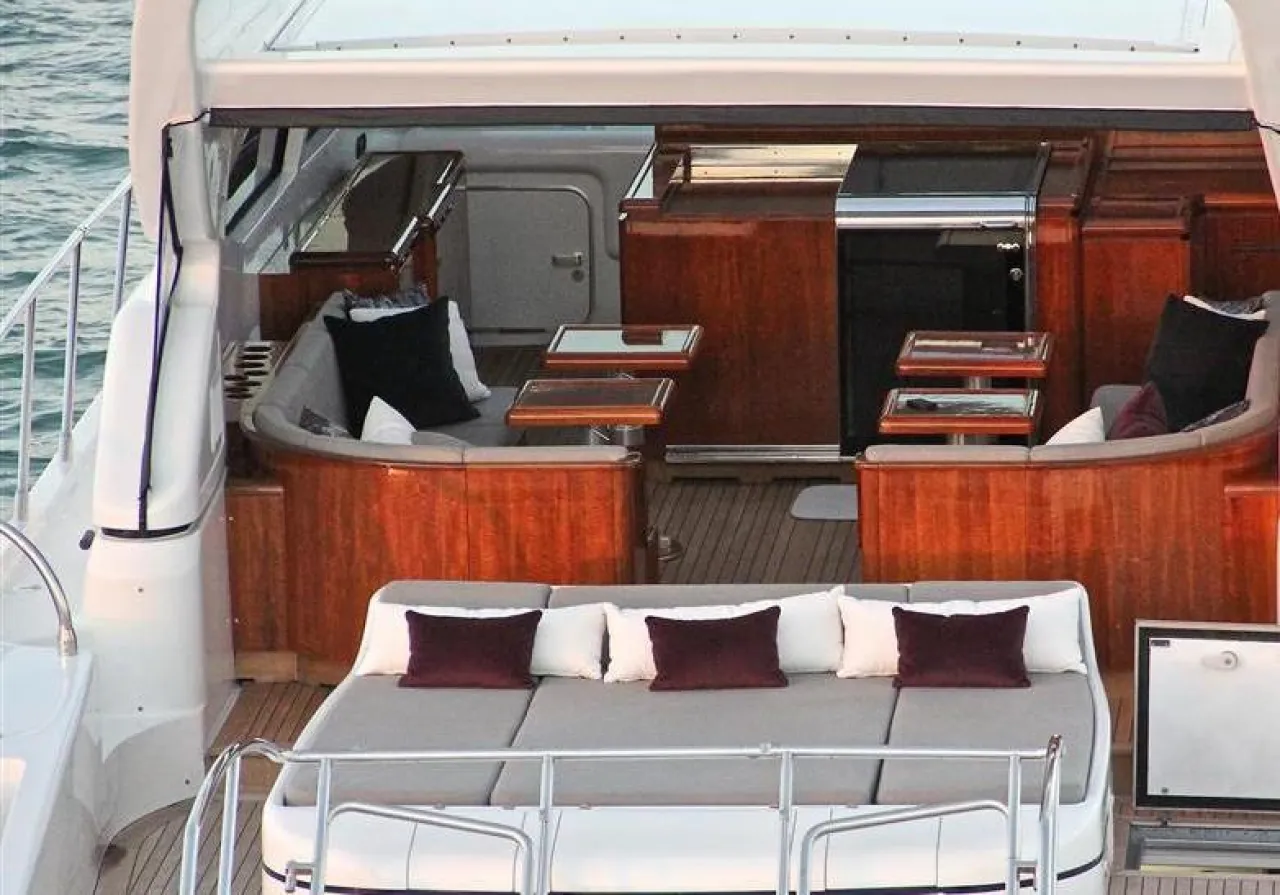 Mangusta 72  - Photo 3