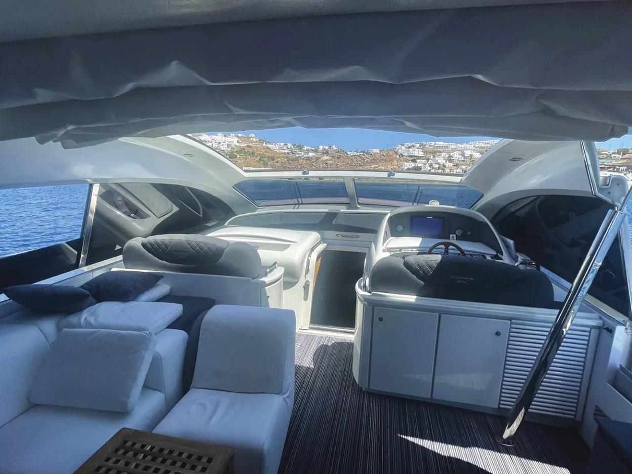 Pershing 72s - Photo 2