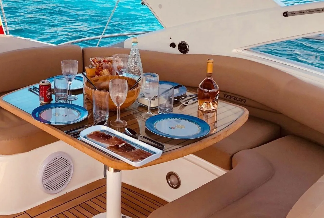 Fairline 52  - Photo 3