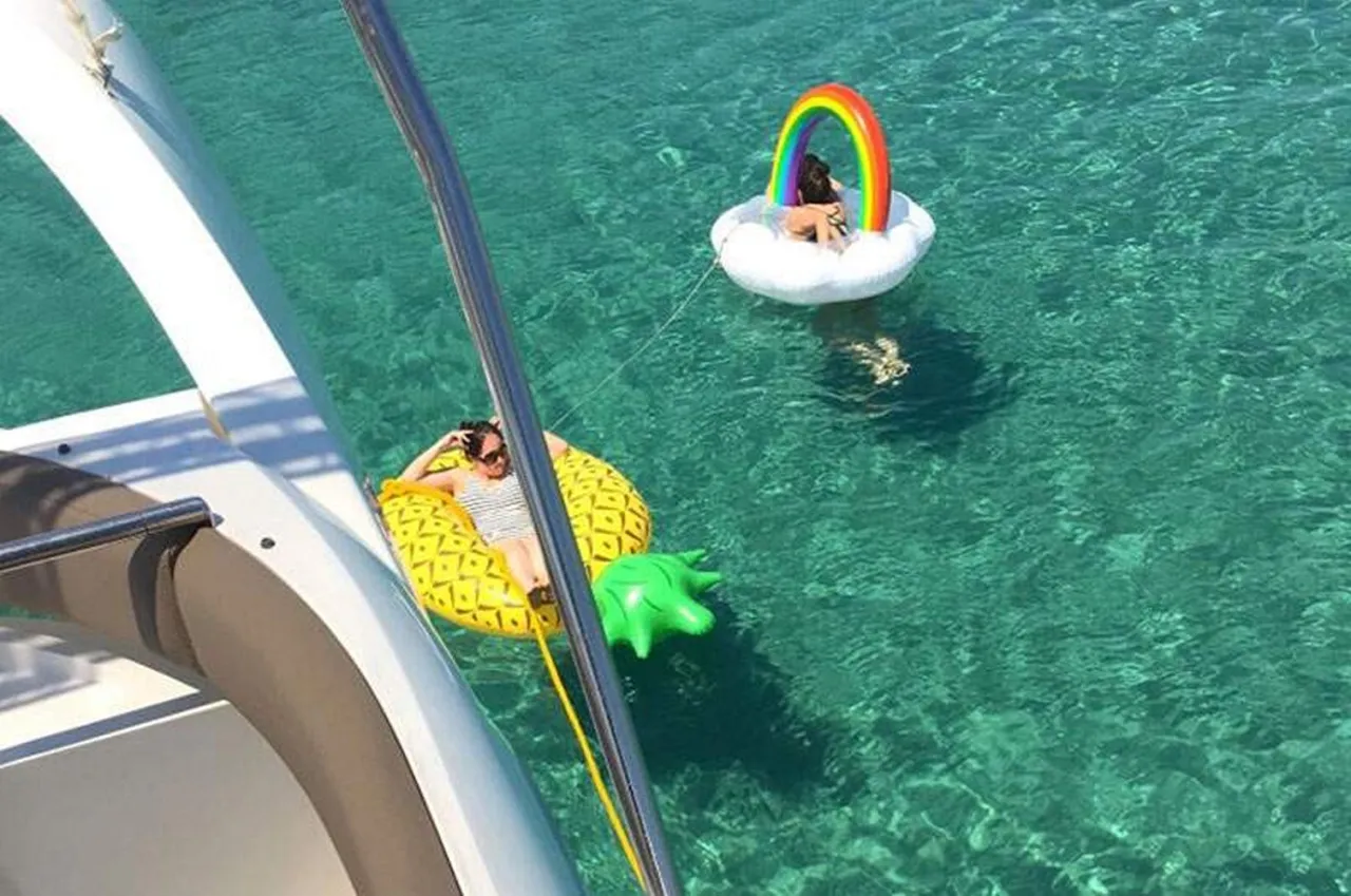 Yacht Fairline 43 - Photo 1