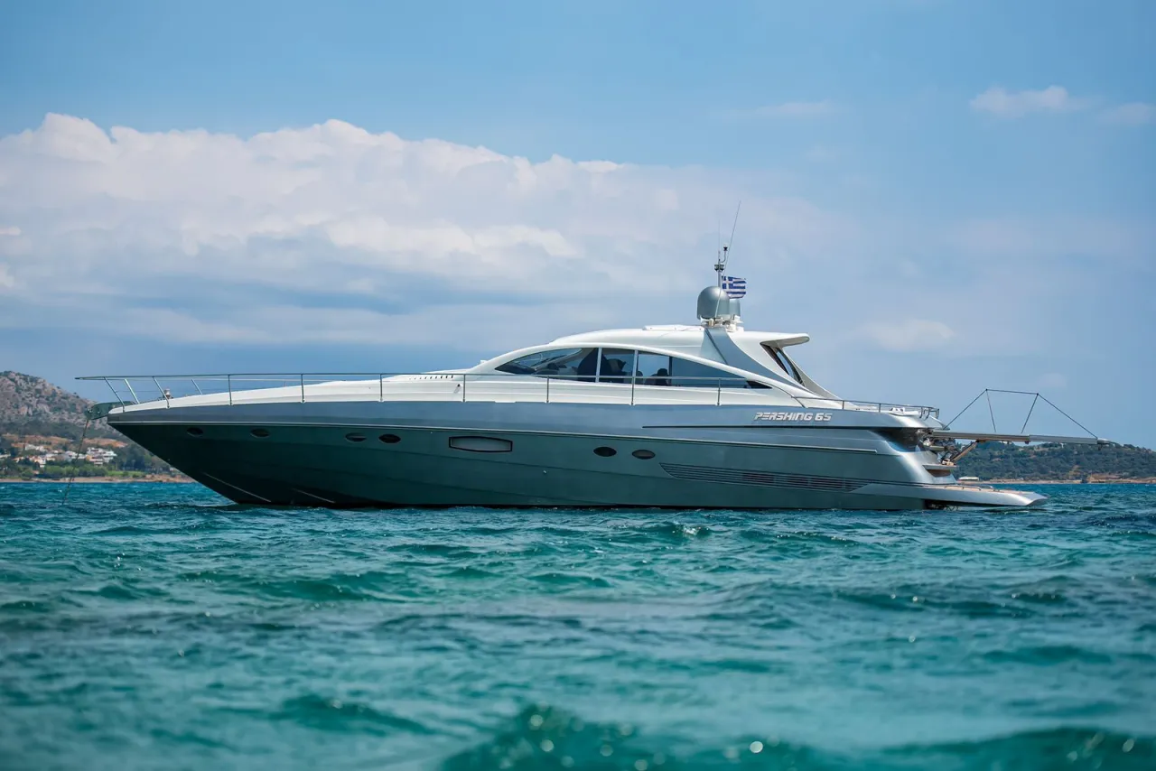 Pershing 68 - Photo 1